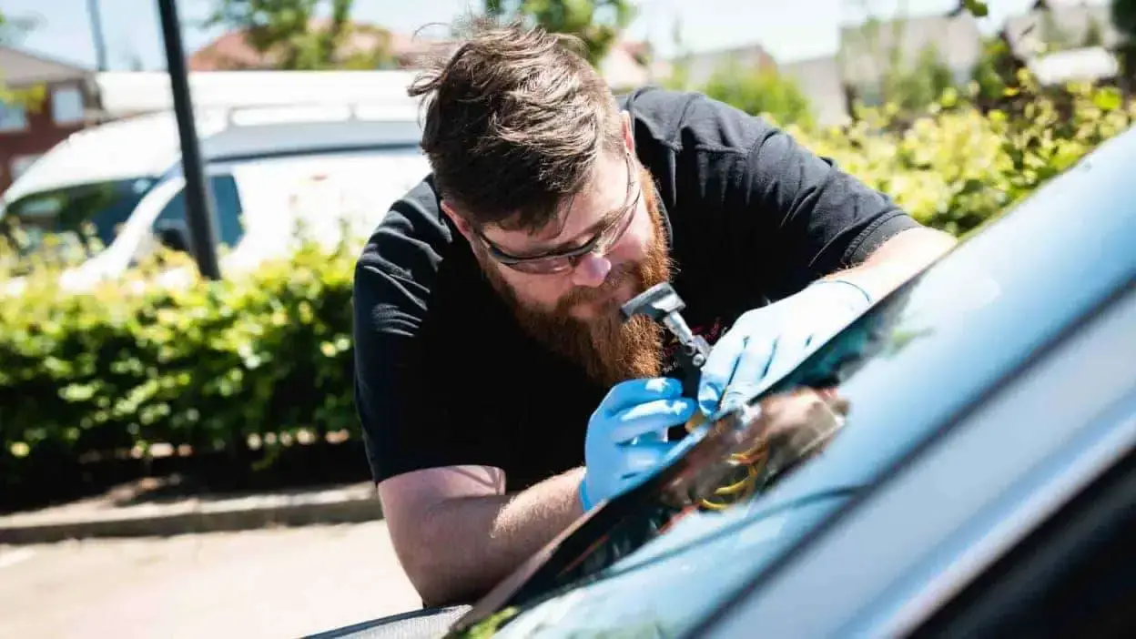 cost-windscreen-repair cost-windscreen-repair